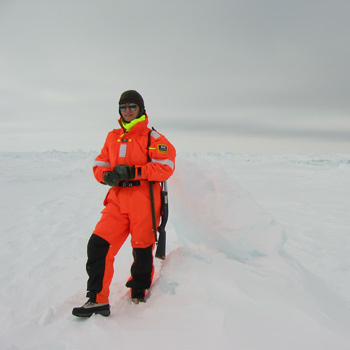 The Documentary of the Polar Expedition Arctic Ocean 2002